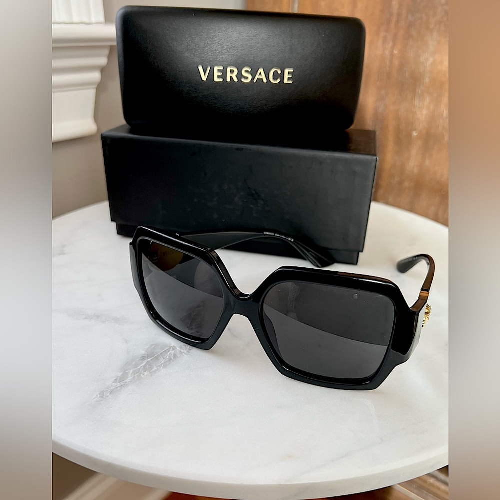 Versace Sunglasses Model VE4453